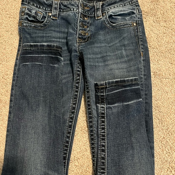 Miss Me Skinny Jeans - Picture 5 of 6